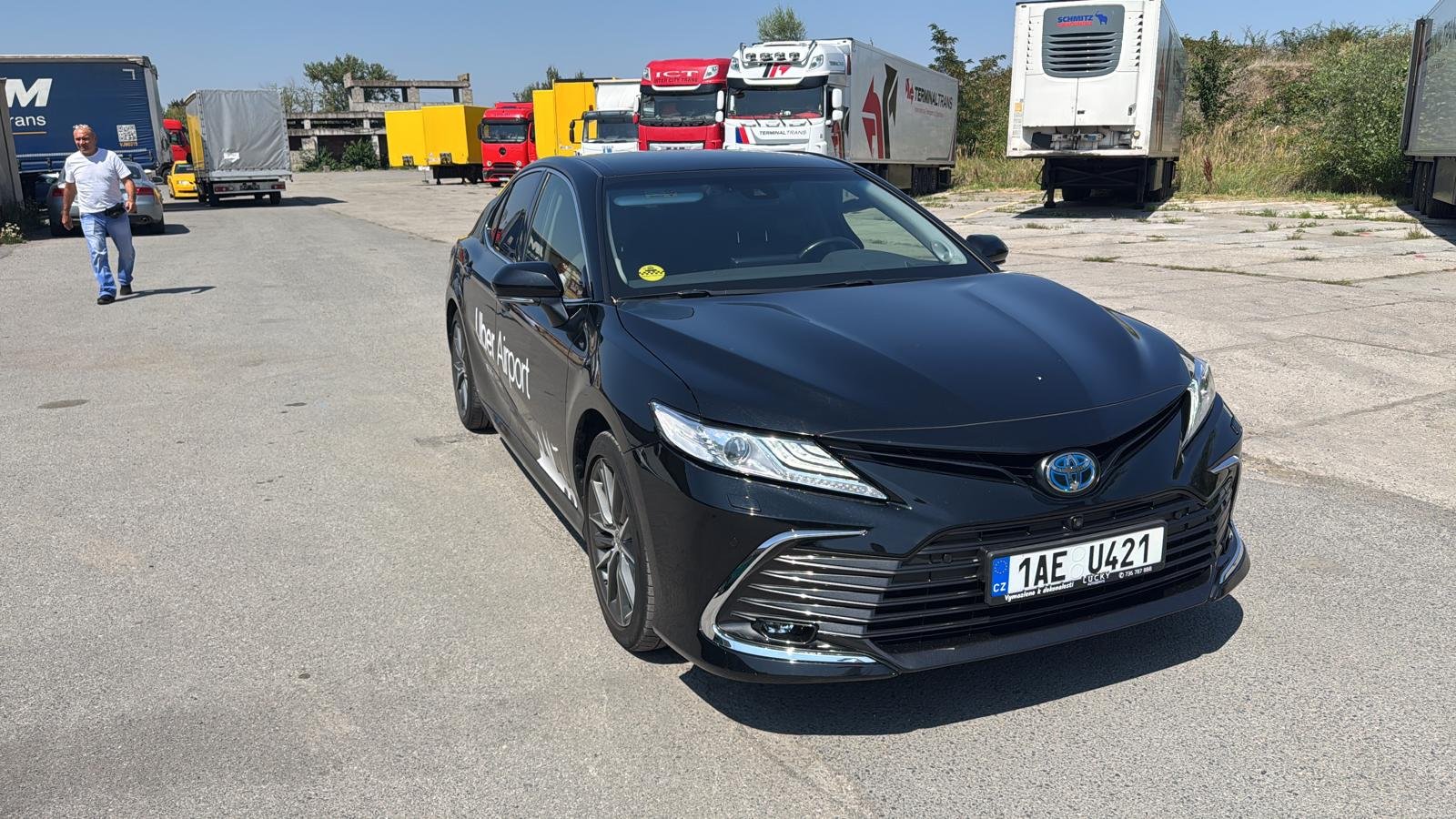 TOYOTA CAMRY